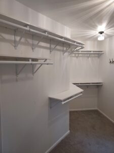 White wire closet shelving system installed in Seattle home